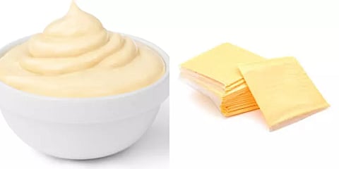 அமெரிக்காவில் சீஸ் பதுக்கிய பெண்கள் கைது: எத்தனை டன்கள்?