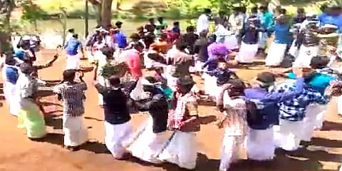 நீலகிரி: மழை வேண்டி குறும்பர் பழங்குடியின மக்கள் நடத்திய பாரம்பரிய திருவிழா