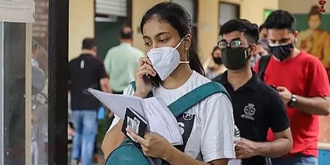 2019 முதல் 2021 வரை எத்தனை பேர் வெளிநாடுகளுக்கு படிக்க சென்றனர்?-புள்ளி விவரம்