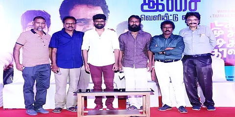 தனுஷ் படத்தை திரையிட மறுத்தாங்க; அப்புறம் வந்து கெஞ்சினாங்க - கஸ்தூரி ராஜா சொன்ன அறிவுரை