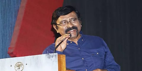 நடிகர்களுடைய மகன்களைவிட இயக்குநர்களின் மகன்கள் மேல்! - காரணம் சொல்லும் ஆர்.வி.உதயகுமார்