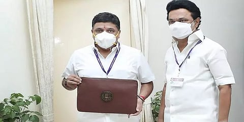 தமிழ்நாடு பட்ஜெட் 2022-23: பள்ளிக்கல்வி முதல் பயிர்காப்பீடு வரை - சிறப்பம்சங்கள் என்ன?