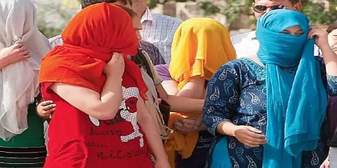 பாலியல் தொழிலில் வெளிநாட்டு பெண்கள் - நூதனமாக மடக்கிப்பிடித்த போலீஸார்: எங்கே தெரியுமா?