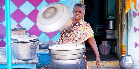 எளியோரின் வலிமை கதைகள் 22: ‘’காசா முக்கியம்? வயிறார சாப்பிடணும்’’ - இட்லிக்கடை பெண்