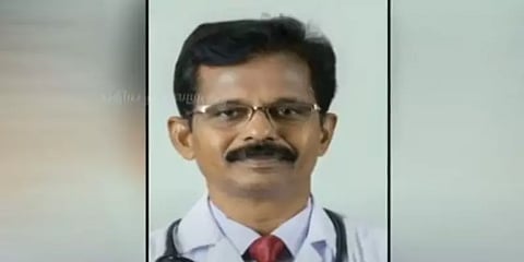 மூதாட்டி வீட்டின் வாசலில் சிறுநீர் கழித்த விவகாரம்-ஏபிவிபி நிர்வாகி டாக்டர் சுப்பையா கைது