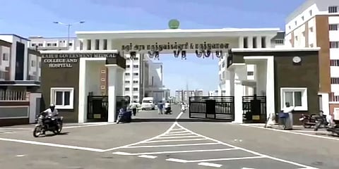 பிரேத பரிசோதனை செய்ய ஆயிரக்கணக்கில் லஞ்சம்: வலைதளங்களில் வைரலாகும் வீடியோ