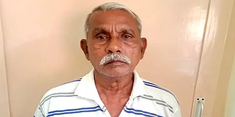 சிறுமிக்கு பாலியல் தொல்லை - ஓய்வுபெற்ற தலைமையாசிரியர் கைது