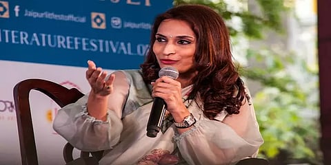 பாலிவுட்டில் இயக்குநராக அறிமுகமாகும் ஐஸ்வர்யா ரஜினிகாந்த் - ஃபர்ஸ்ட் லுக் போஸ்டர் வெளியீடு