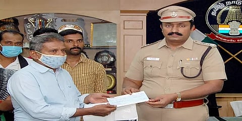 சிறுநீரக கோளாறால் அவதிப்பட்ட காவலர் - சக ஊழியர்களின் நெகிழ்ச்சி செயல்