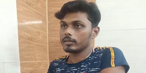 கேரளாவில் நகை திருடி தப்ப முயன்ற திருடன் - காட்டிக்கொடுத்த டாட்டூ