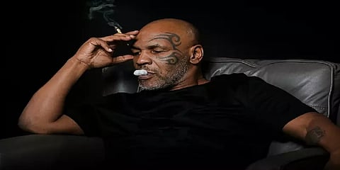 ‘சண்டைக்கு இப்போ வா’...திடீரென துப்பாக்கியை நீட்டிய நபர் - கூலாக அமர்ந்திருந்த மைக் டைசன்!