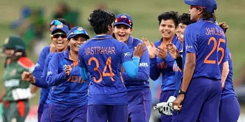மகளிர் உலகக்கோப்பை கிரிக்கெட் - அரையிறுதிக்கு முன்னேறுமா இந்திய அணி?