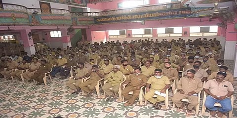 பெண் மருத்துவர் பாலியல் வன்கொடுமை - வேலூரில் ஆட்டோ ஓட்டுநர்களுக்கு கட்டுப்பாடுகள்