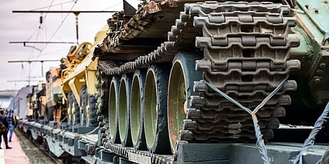 2014-க்கு பிறகு ஆயுதங்கள் ஏற்றுமதி 6 மடங்கு அதிகரிப்பு - இணையமைச்சர் அஜய் பட் தகவல்