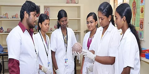 மதுரை எய்ம்ஸ் மருத்துவக் கல்லூரி: ஏப்.4ம் தேதி முதல் வகுப்புகள் துவக்கம் - எங்கே தெரியுமா?