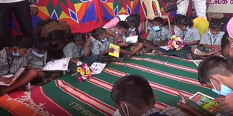 நெல்லை புத்தகக் கண்காட்சி: வாசிப்பு இயக்கத்தில் நரிக்குறவர் குழந்தைகள் ஆர்வமுடன் பங்கேற்பு