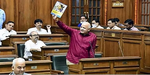 கல்வித்துறைக்கு அதிக நிதி ஒதுக்கீடு - டெல்லி பட்ஜெட்டின் முக்கிய அம்சங்கள் என்ன?