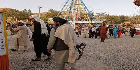 பொழுது போக்கு பூங்காக்களுக்கு ஆண்களும் பெண்களும் ஒன்றாக செல்ல தடை-தலிபான்கள் அதிரடி