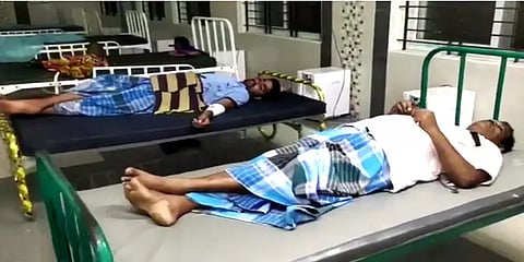 தெருவில் சென்றவர்களை விரட்டி விரட்டி கடித்த வெறிநாய் - பொது மக்கள் அலறியடித்து ஓட்டம்