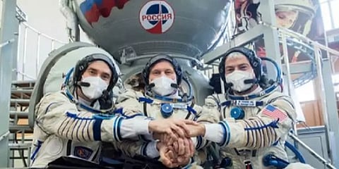 சர்வதேச விண்வெளி நிலையத்திலிருந்து ரஷ்ய விண்கலத்தில் பூமிக்கு திரும்பிய அமெரிக்க வீரர்