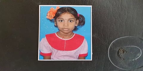 திருச்சி: விளையாட்டாக எர்த் கம்பியை பிடித்த 6 வயது சிறுமி - மின்சாரம் தாக்கி பலியான சோகம்