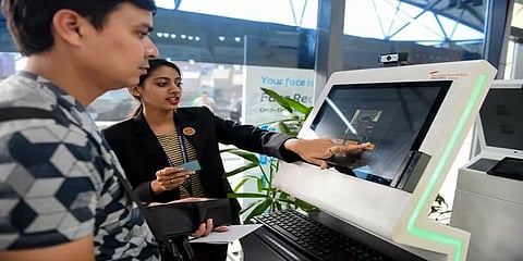 'விமான பயணிகளுக்கு இனி போர்டிங் கார்டு தேவையில்லை' - வருகிறது 'ஃபேஸ் ரெகக்னிஷன்'