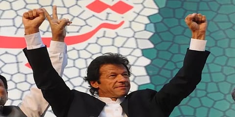 'பிளேபாய்' பட்டம் முதல் பிரதமர் வரை - இம்ரான் கானின் விளையாட்டும் அரசியல் வாழ்க்கையும்!