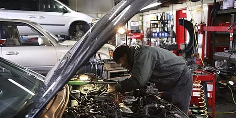 ஆவடி: பழுது நீக்க கொடுத்த காரை பழைய இரும்புக் கடையில் விற்ற கார் மெக்கானிக் கைது