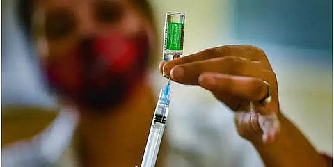 தனியார் மையங்களிலும் இனி பூஸ்டர் டோஸ்: மத்திய அரசு தகவல்