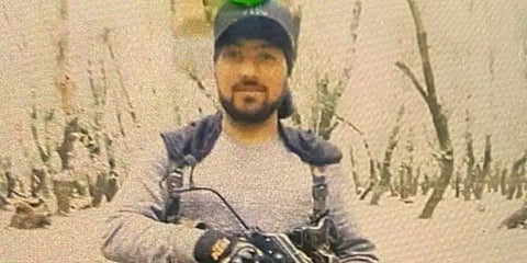 காஷ்மீரில் என்கவுன்ட்டர்: லஷ்கர் - இ - தொய்பா கமாண்டர் சுட்டுக்கொலை