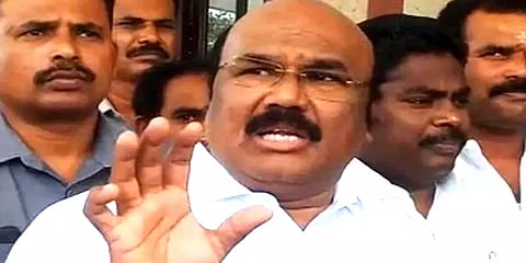 தமிழ் தான் இந்தியாவின் இணைப்பு மொழி: ஏஆர்.ரகுமான் கருத்தை வரவேற்கிறேன் - ஜெயக்குமார்