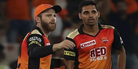 காயம் காரணமாக அடுத்த 2 போட்டிகளில் விலகிய தமிழக வீரர் - சன்ரைசர்ஸ் அணிக்கு சிக்கல்