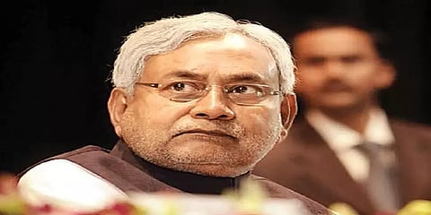 முதல்வர் நிதீஷ் குமார் பங்கேற்ற நிகழ்ச்சியில் குண்டுவெடிப்பு - பிகாரில் பரபரப்பு!