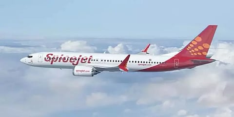 'போயிங் 737 மேக்ஸ்' விமானங்களை இயக்க 90 ஸ்பைஸ் ஜெட் விமானிகளுக்கு தடை!