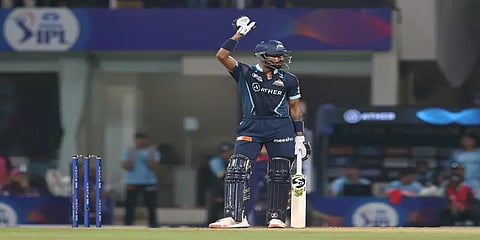 வெற்றி நடையை தொடரும் குஜராத் அணி; ராஜஸ்தானை வீழ்த்தி புள்ளிகள் பட்டியலில் முதலிடம்