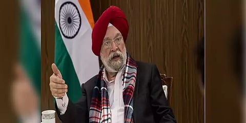 பெட்ரோல் விலை குறைய மாநிலங்கள் வாட் வரியை குறைக்க வேண்டும் - பெட்ரோலியத்துறை அமைச்சர்