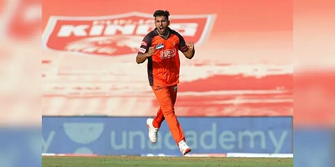 ஐபிஎல்லை அதிவேகத்தால் அதிர வைக்கும் “ஜம்மு எக்ஸ்பிரஸ்”