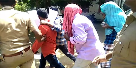 விருதுநகர்: கூட்டு பாலியல் வன்கொடுமை வழக்கு: 4 பேருக்கு மேலும் 15 நாள் காவல் நீட்டிப்பு