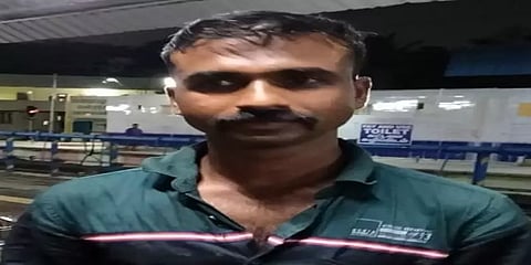 ஓடும் ரயிலில் குடிபோதையில் பயணிகளுக்கு தொல்லை - பயணியின் புகாரில் சிஆர்பிஎப் வீரர் கைது