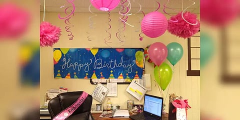 முதலாளி கொடுத்த பிறந்தநாள் 'பார்ட்டி - தேவையற்றது என கூறி 3.4 கோடி இழப்பீடாக பெற்ற ஊழியர்!