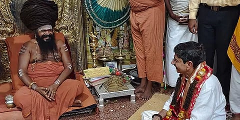 ``ரவி என்றால் சூரியன்; ஆளுநர் வருகைக்கு பிறகு தமிழகம் ஒளி பெற்றுள்ளது”- தருமபுரம் ஆதீனம்