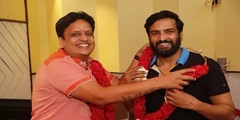 ‘சந்தானம் 15’ : பூஜையுடன் தொடங்கியது கன்னட இயக்குநருடனான படத்தின் பாடல் பதிவு