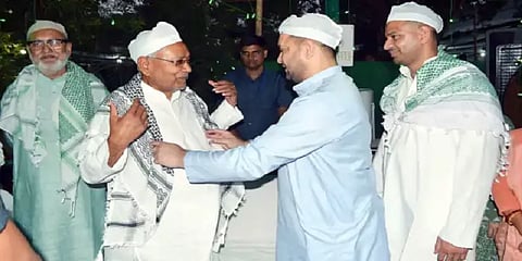 பீகாரில் திடீர் திருப்பம் - எதிர்க்கட்சி அளித்த இஃப்தார் விருந்தில் பாஜக ஆதரவு முதல்வர்