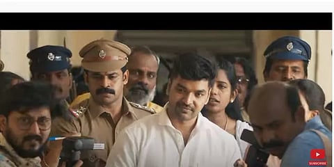 ’நல்லவனா இருந்தா கெட்டவன் அழிச்சிடுவான்’ - மிரட்டும் சுந்தர் சி-ன் பட்டாம்பூச்சி ட்ரெய்லர்