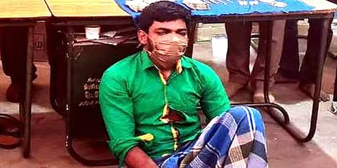 மதுரை: சக கைதியுடன் மோதல்: டியூப் லைட்டால் தன்னைத்தானே தாக்கிக் கொண்ட கைதி