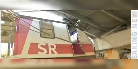 கட்டுப்பாட்டை இழந்த மின்சார ரயில் நடைமேடையில் ஏறியதால் பரபரப்பு