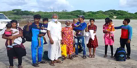 ‘வாழ வழியில்லை’ - தனுஷ்கோடியில் தஞ்சமடைந்த 15 இலங்கை தமிழர்கள்