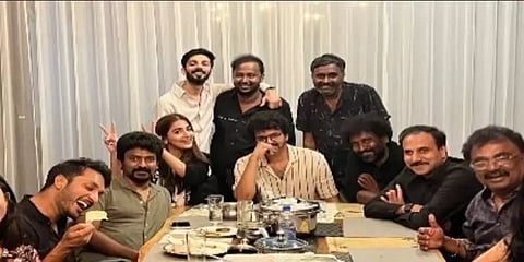 இது 'டேஸ்ட்’ விருந்து - ’பீஸ்ட்’ படக்குழுவினருக்கு விருந்தளித்த விஜய்