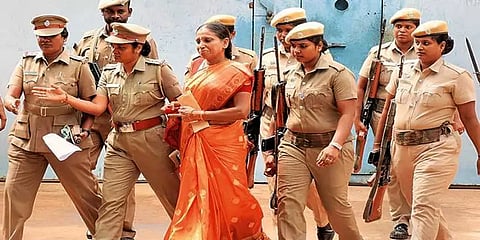 ராஜீவ்காந்தி கொலை வழக்கு: நளினிக்கு மேலும் 30 நாட்கள் பரோல் நீட்டிப்பு