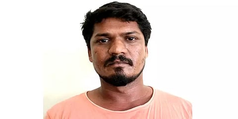 சாலையில் செல்லும் பெண்களிடம் நகை பறிப்பு - இளைஞர் கைது